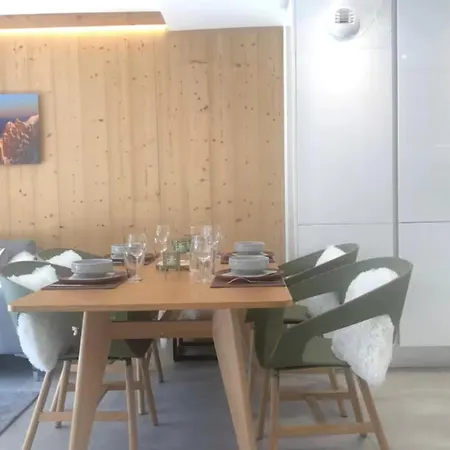 Beautiful In 5 Stars With Pool شقة شامونكس