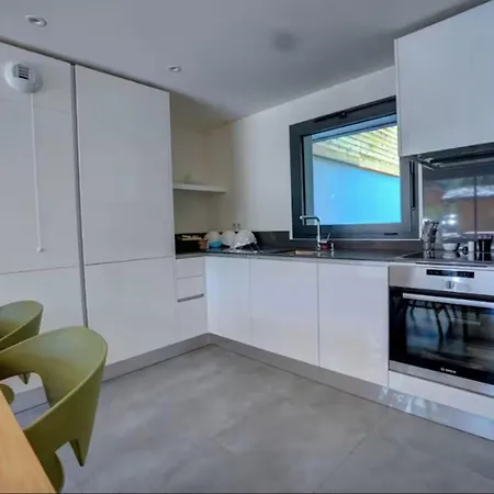 شقة Beautiful In 5 Stars With Pool *